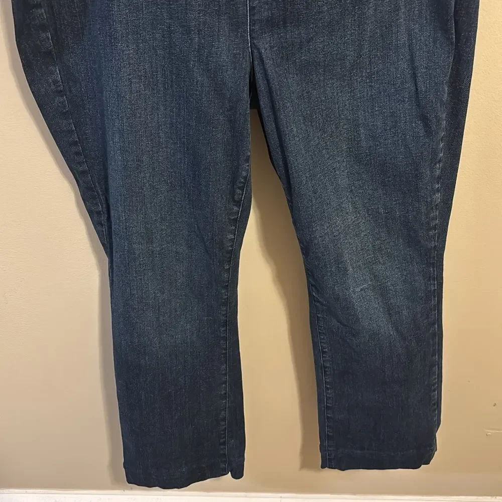 NYDJ pull on  Jeans with Straight Leg size 1x - Picture 3 of 7